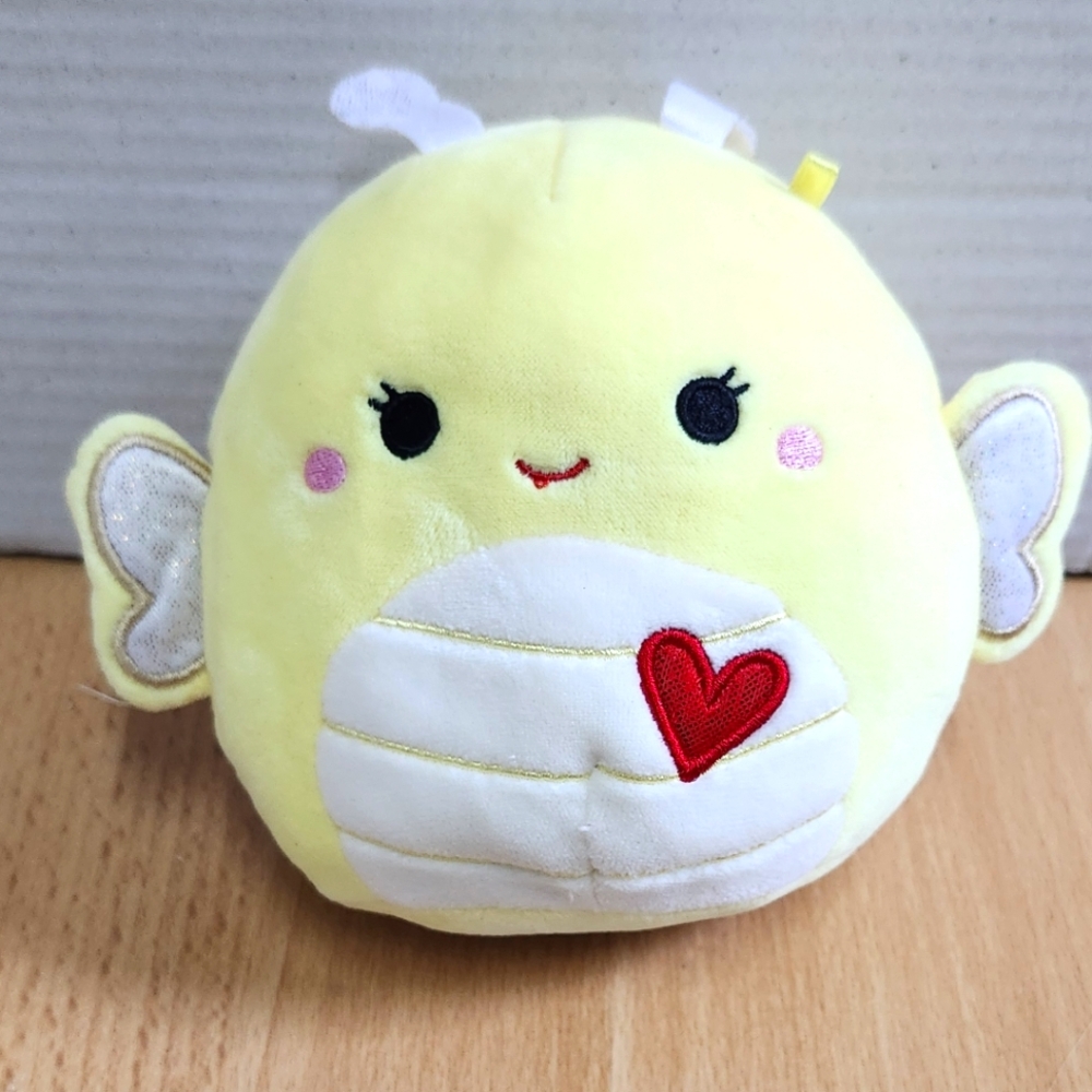 5" Squishmallows Nixie The Butterfly Valentines Heart Edition Plush Stuffed Toy